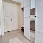 شقة Finnem Tyrsova