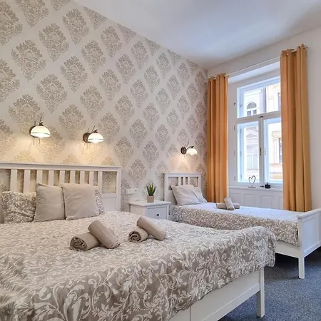 Finnem Tyrsova Apartment Prague